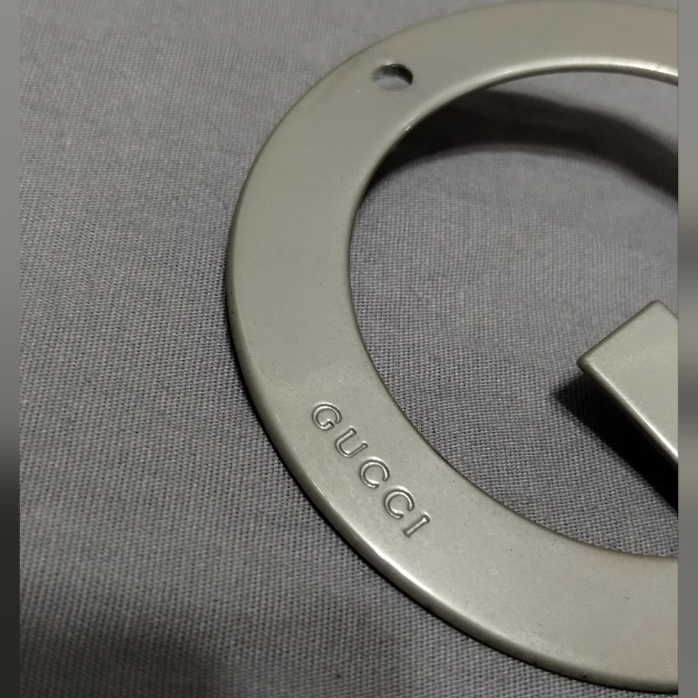 GUCCI BELT ~ BLACK LEATHER WITH SILVER "G" BUCKLE - Picture 13 of 16